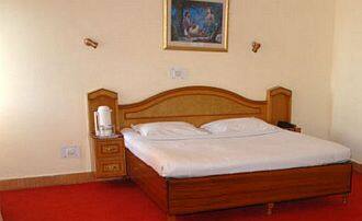 Satkar Guest House, Khamgaon 3